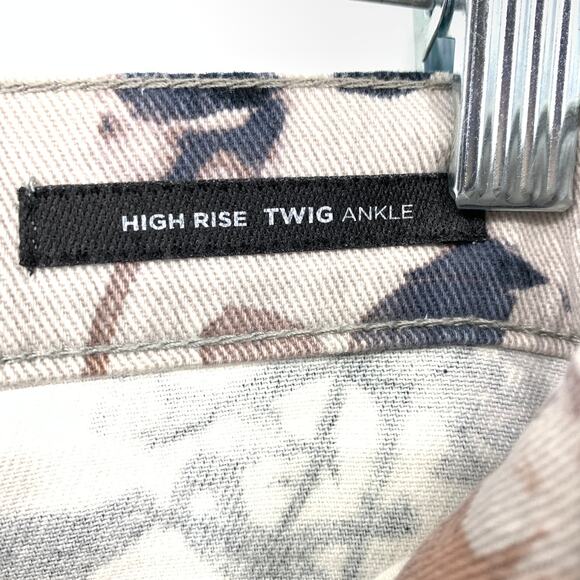 BDG High Rise Twig Ankle Jeans Womens Size 28 Muted Floral Watercolor Print - Picture 7 of 8